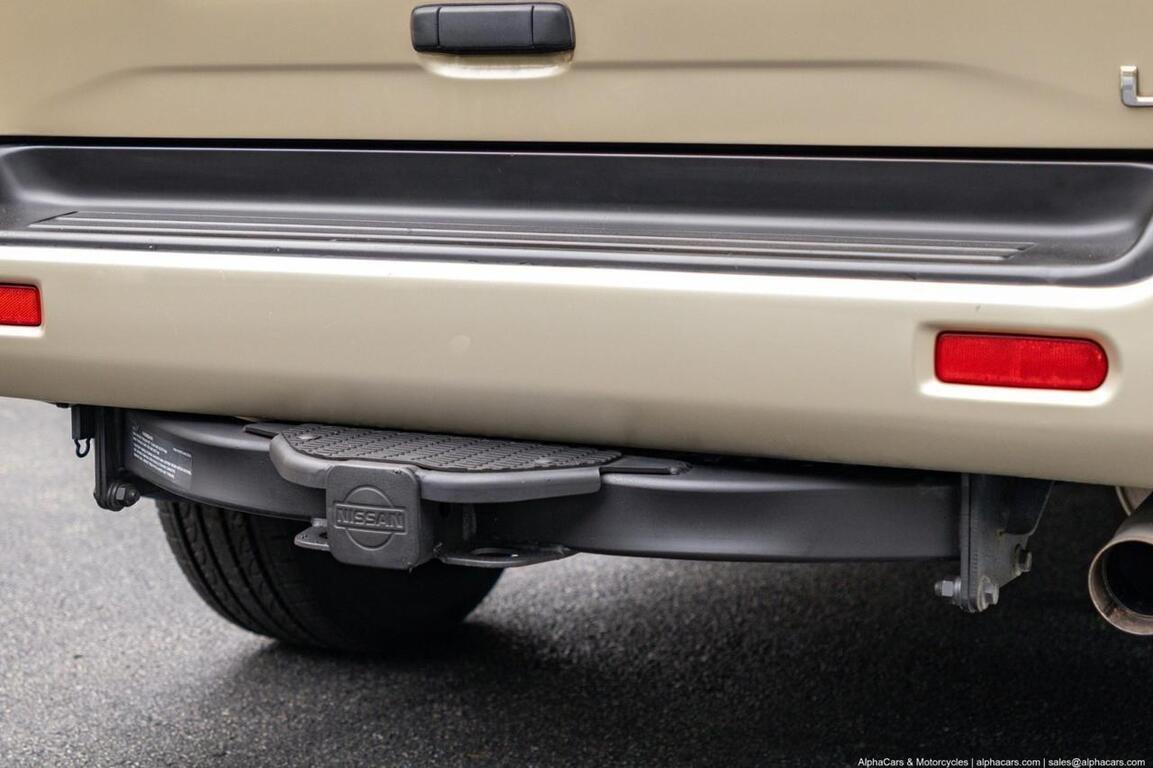 2001 Nissan Pathfinder LE 4×4