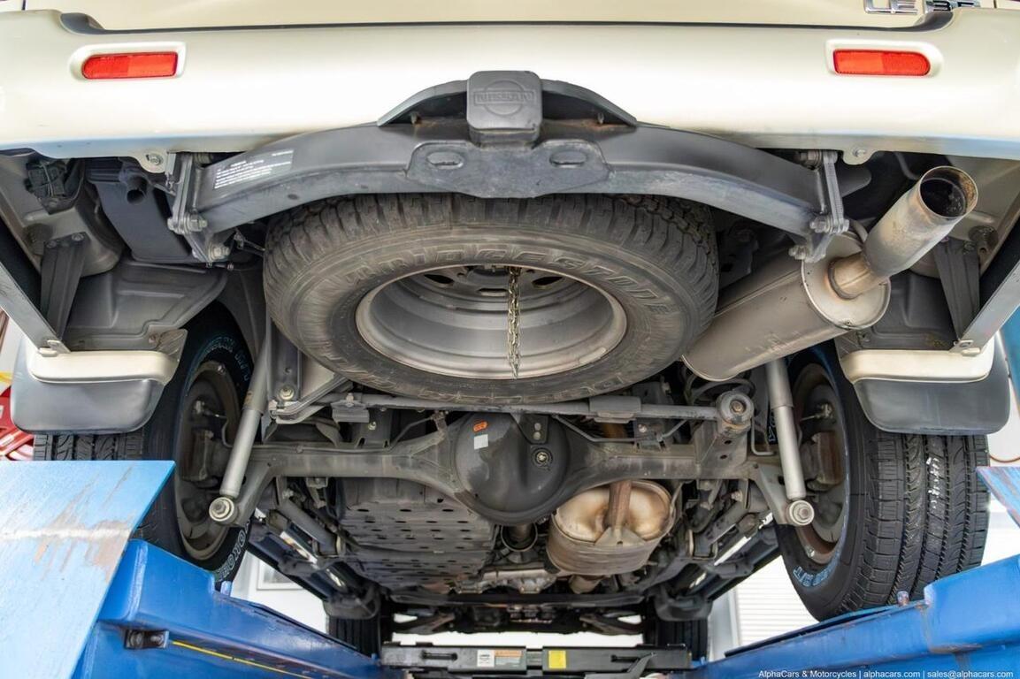 2001 Nissan Pathfinder LE 4×4