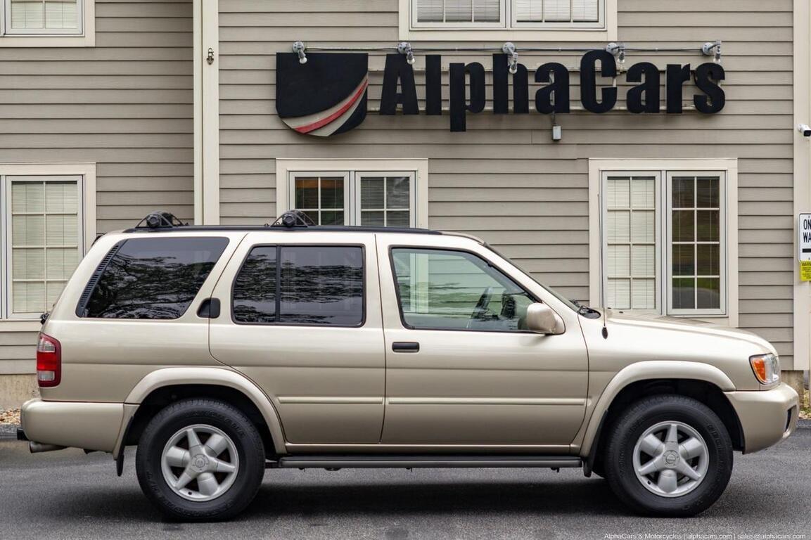 2001 Nissan Pathfinder LE 4×4 - 4