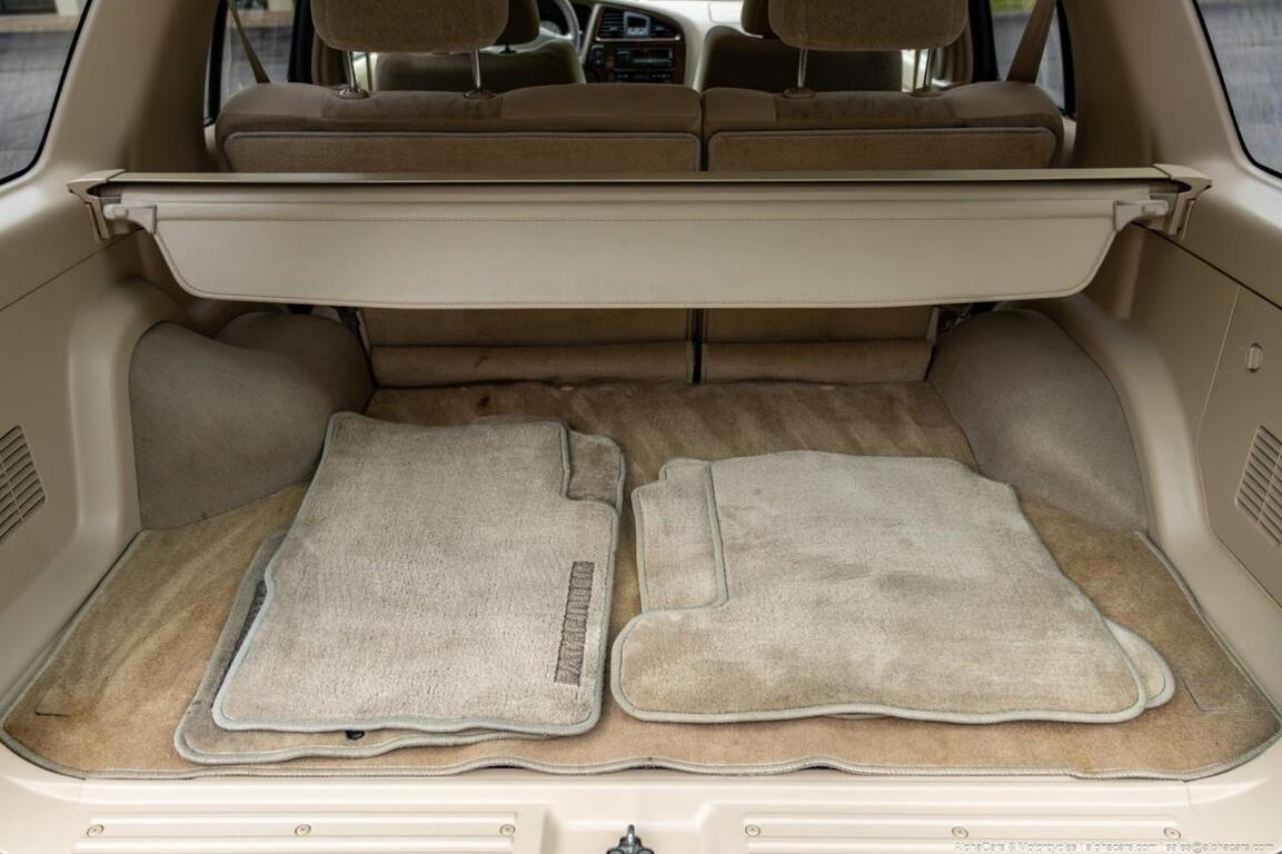 2001 Nissan Pathfinder LE 4×4