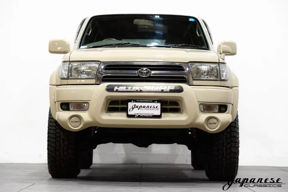 1999 Toyota Hilux Surf SSR-G - 2
