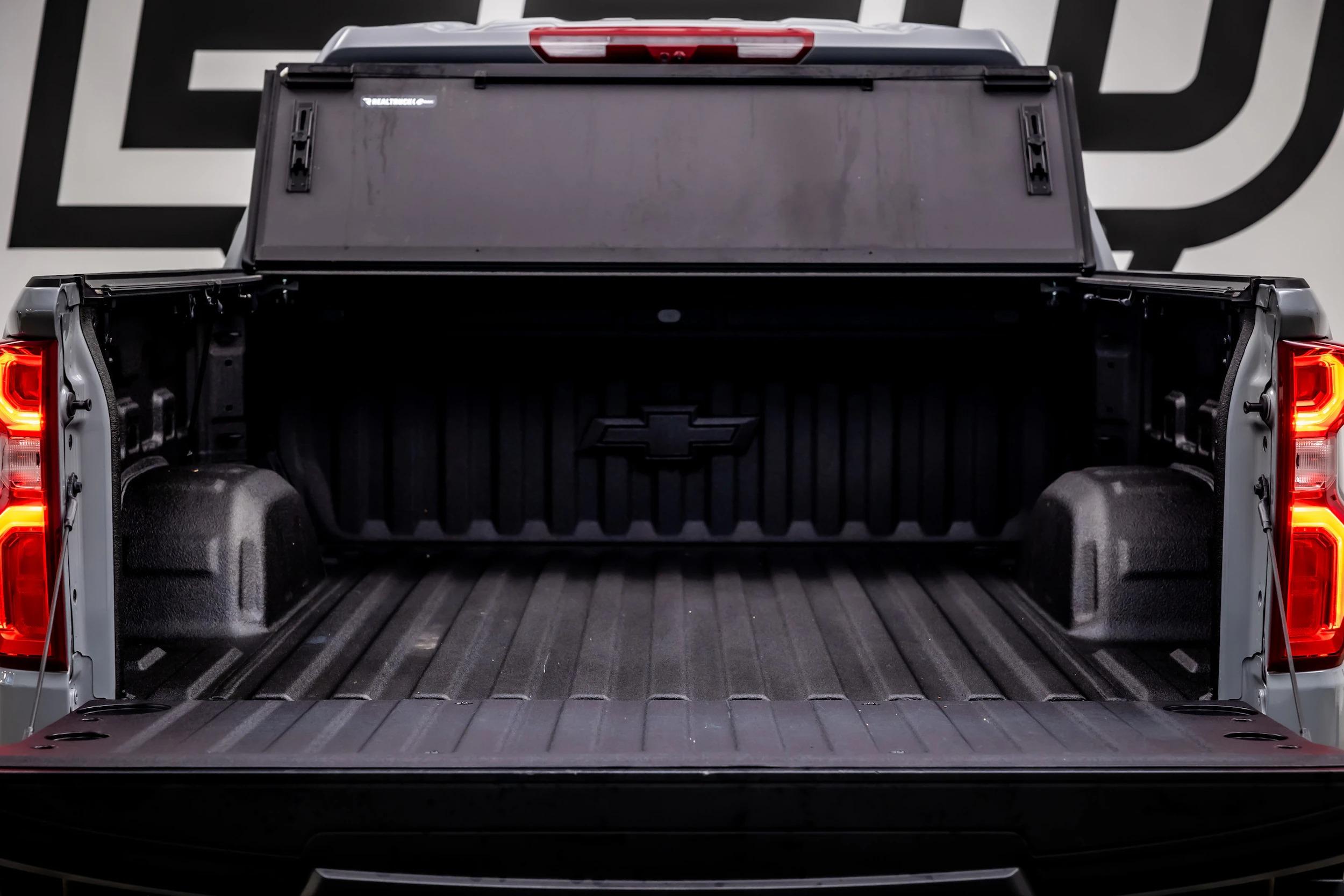 2025 Chevrolet Silverado 1500 ZR2