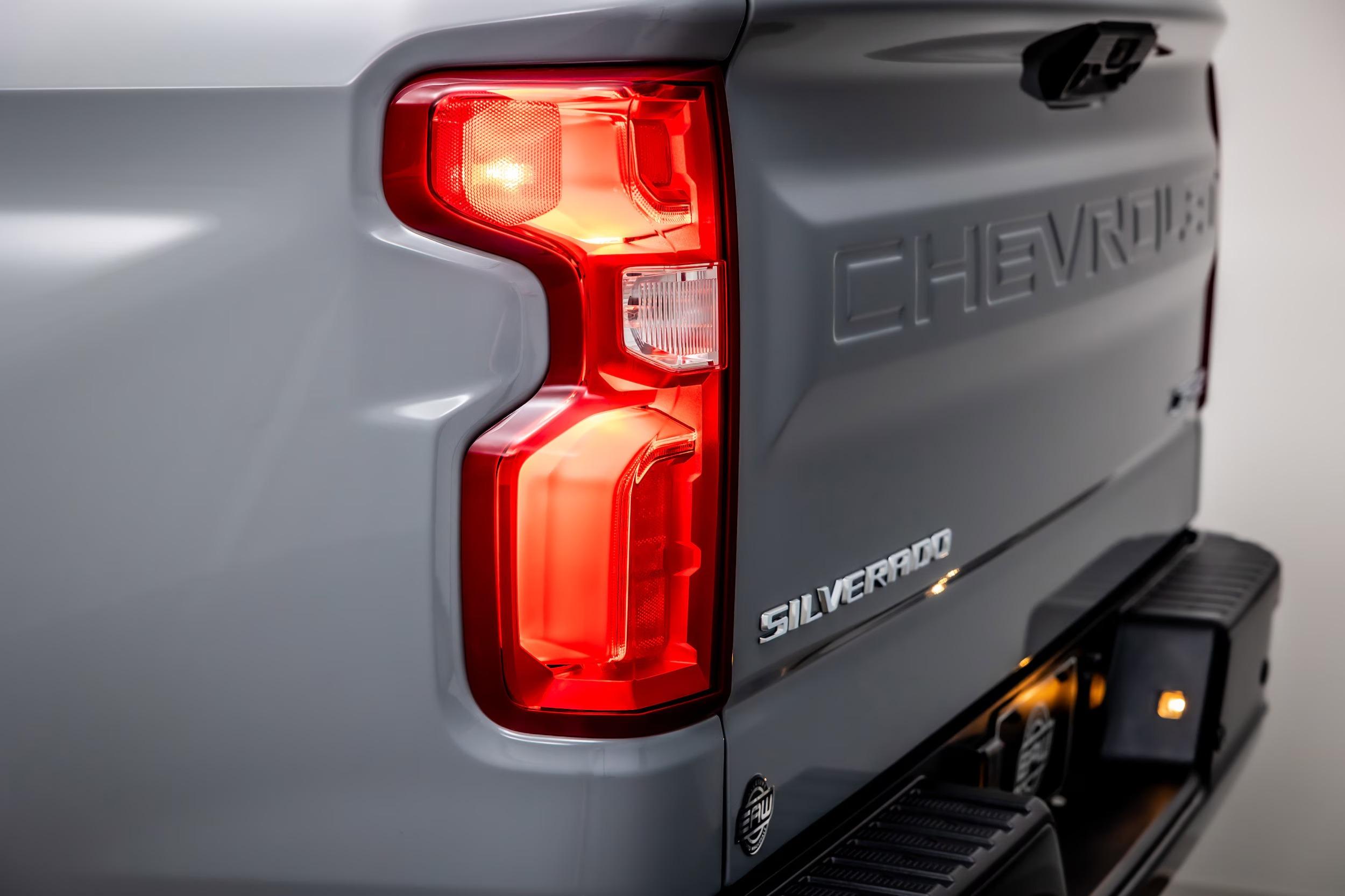 2025 Chevrolet Silverado 1500 ZR2