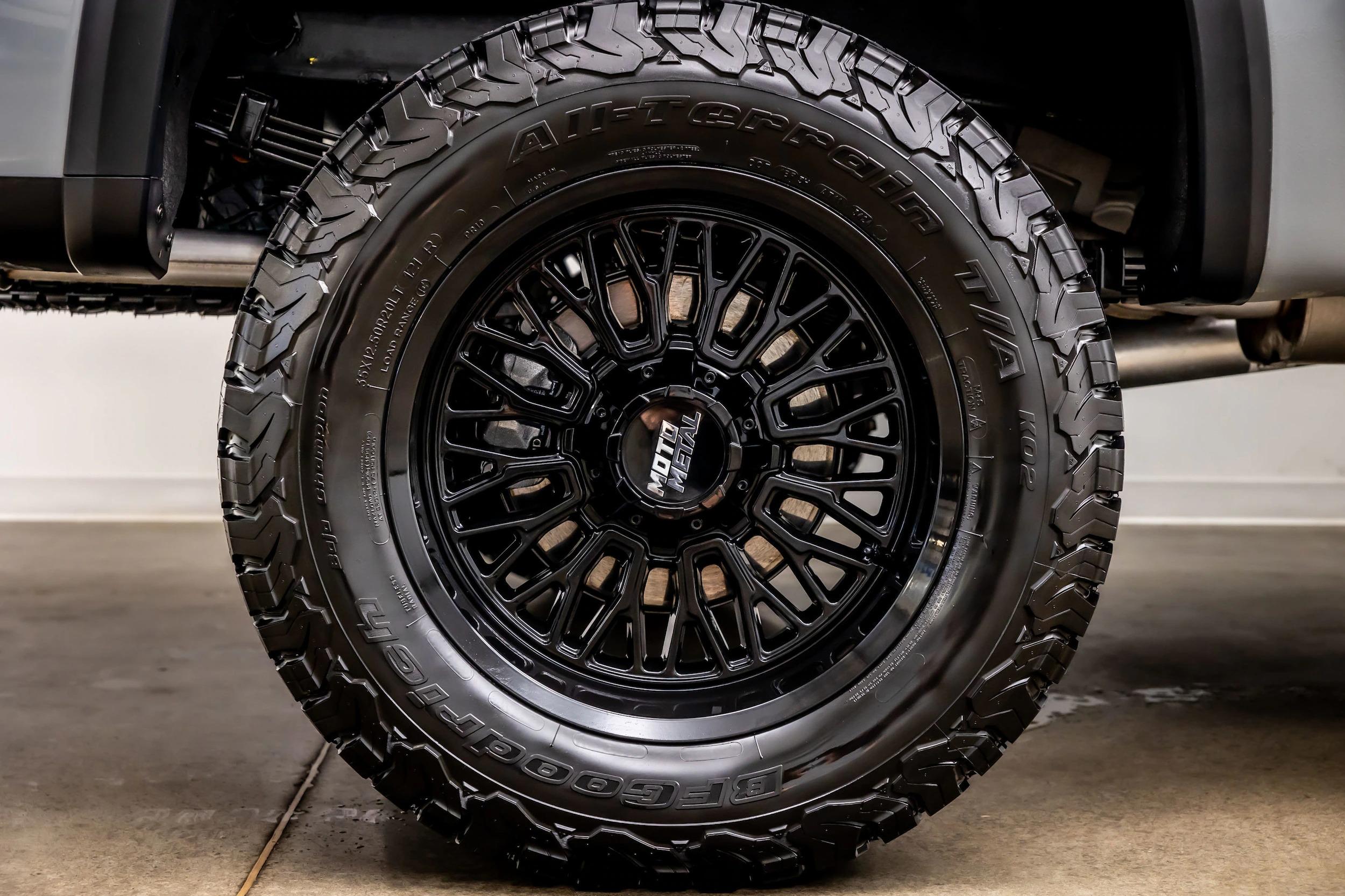 2025 Chevrolet Silverado 1500 ZR2