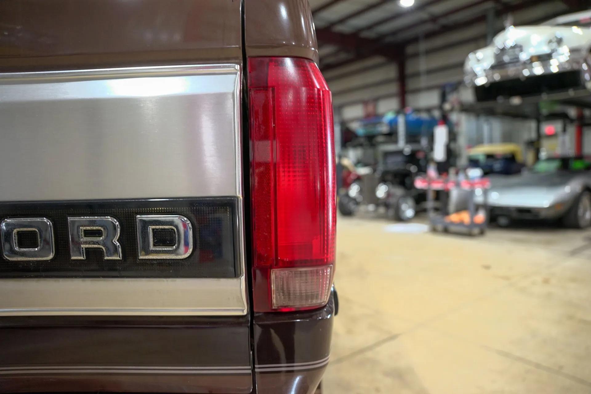 1992 Ford F-250 XLT 4x4