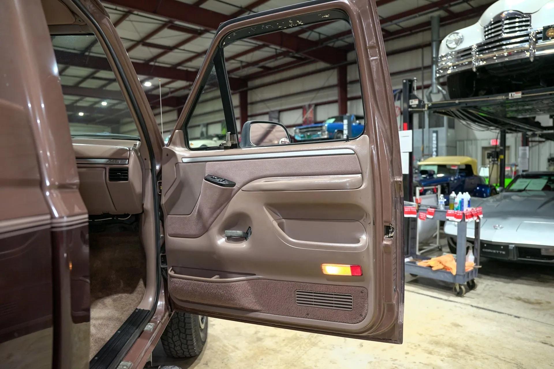 1992 Ford F-250 XLT 4x4