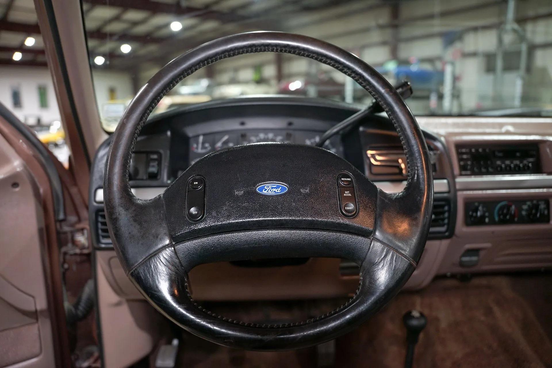 1992 Ford F-250 XLT 4x4