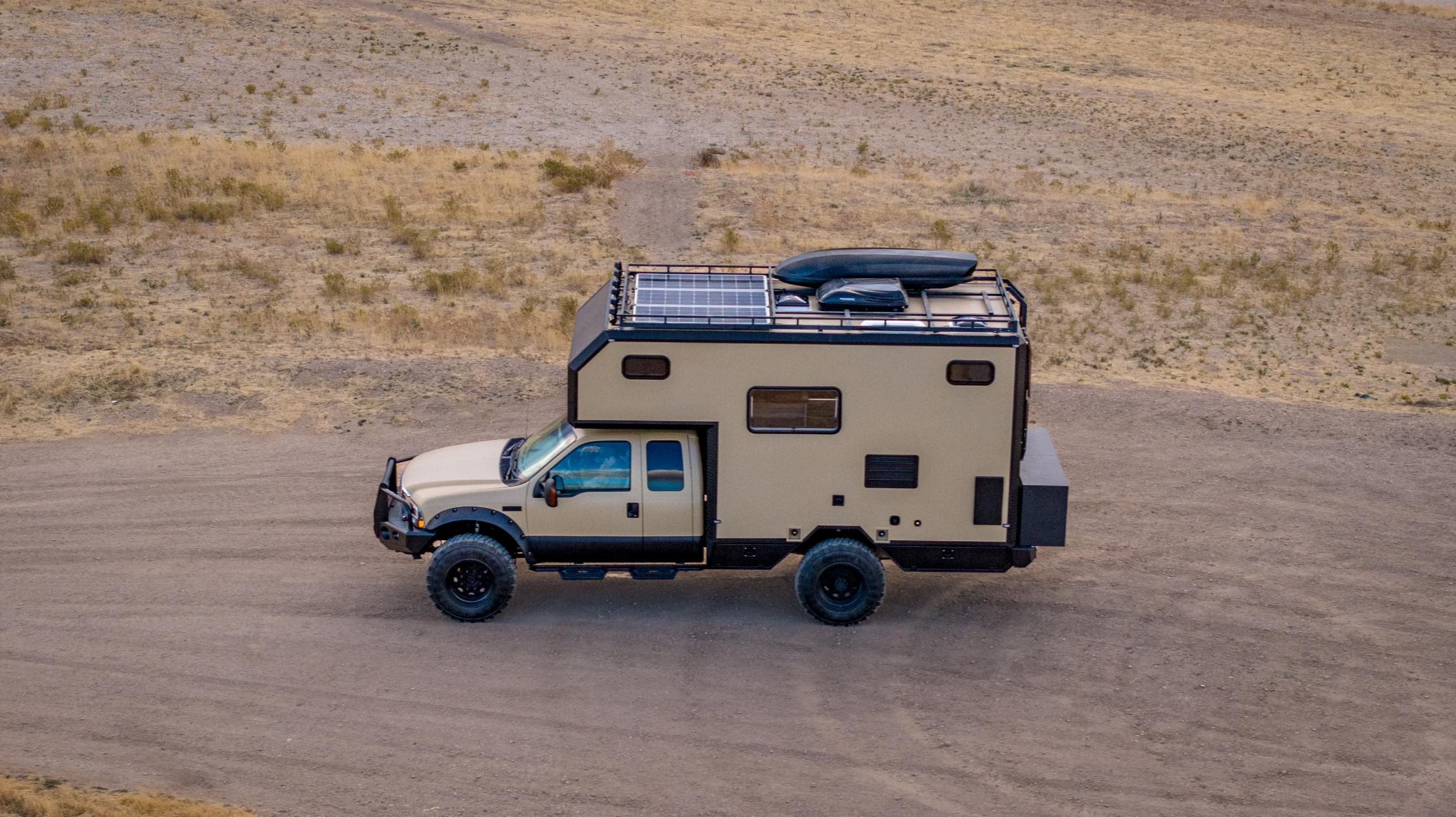 2004 Ford F-550 Expedition Rig