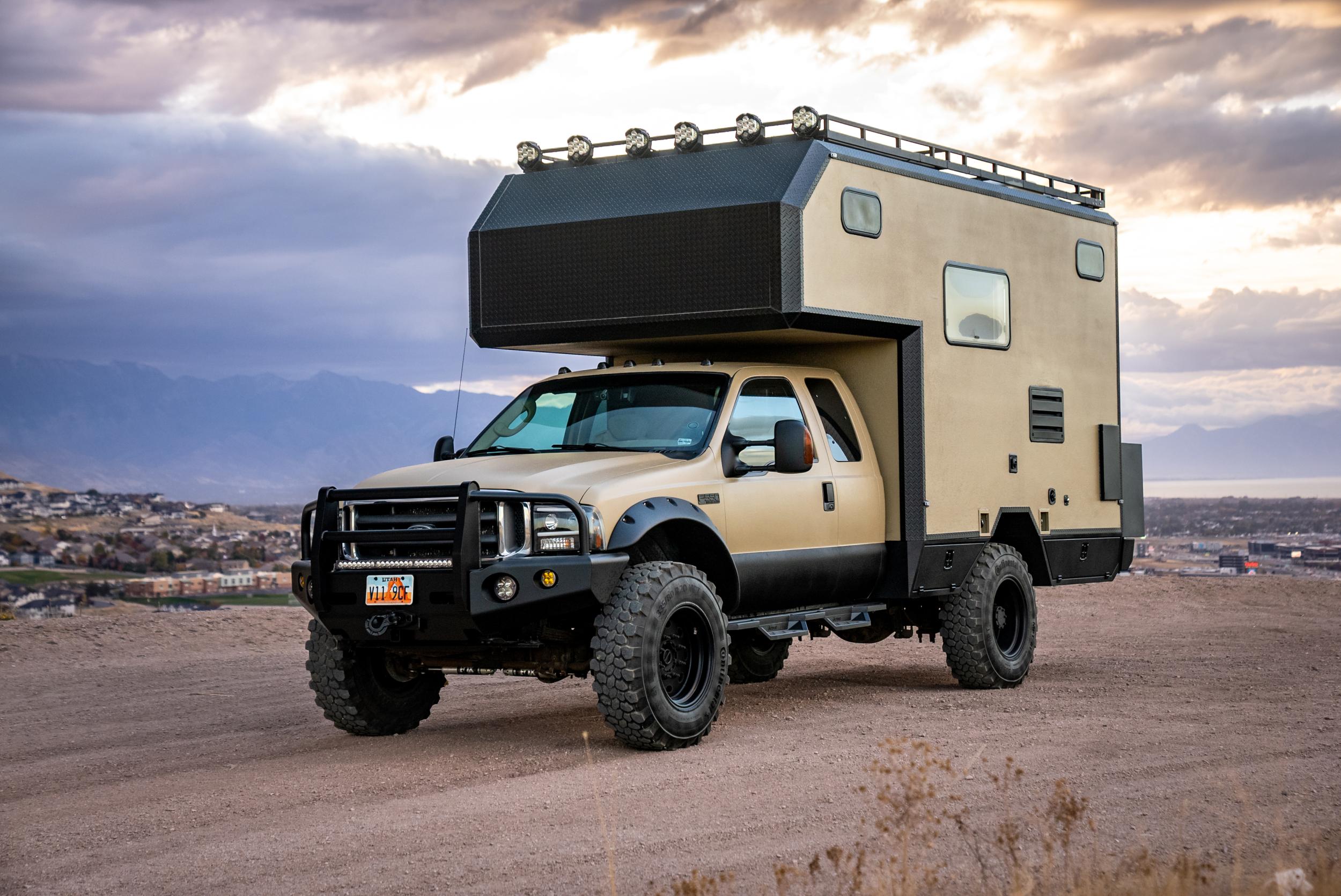 2004 Ford F-550 Expedition Rig - 2