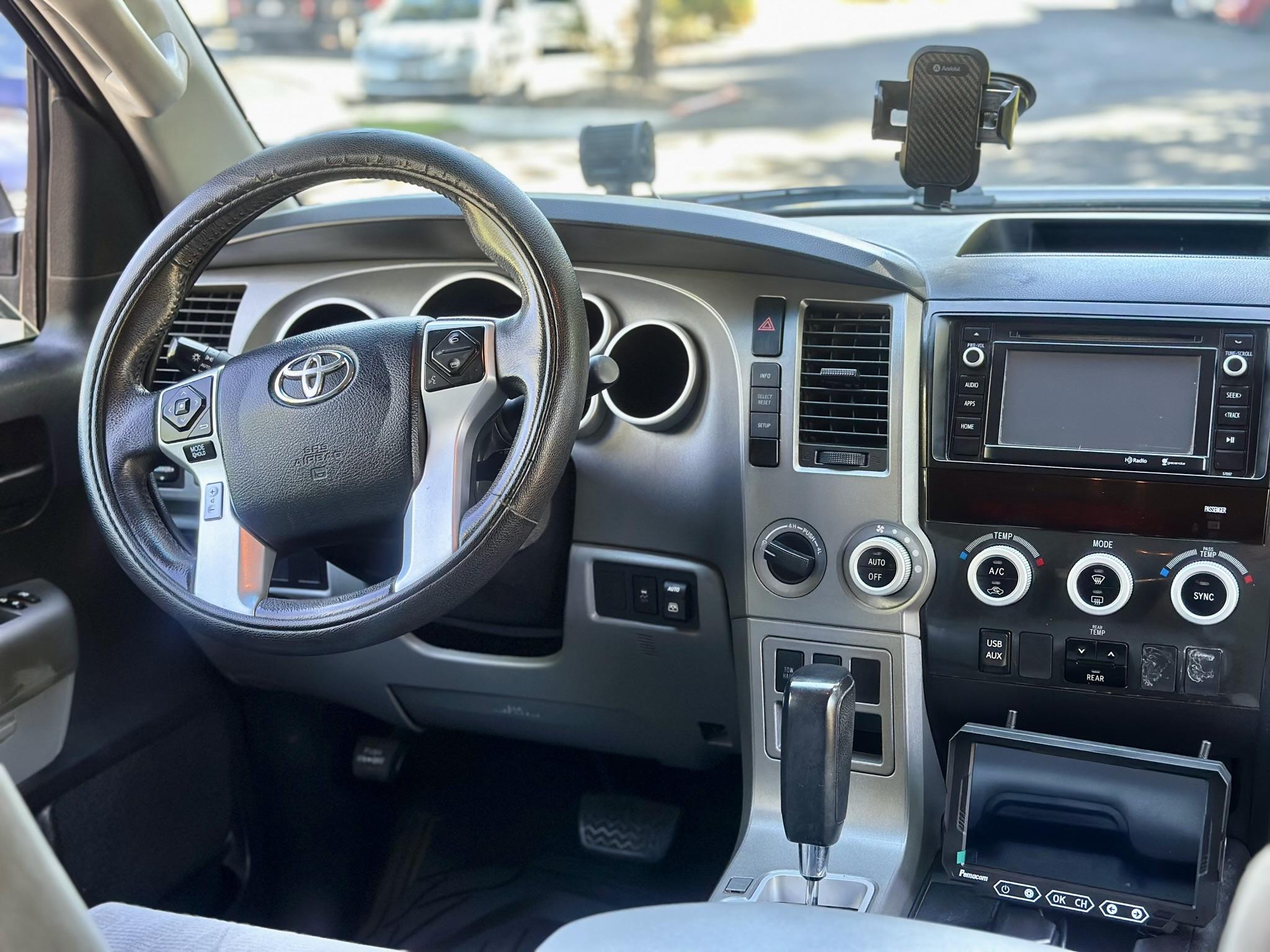 2015 Toyota Sequoia