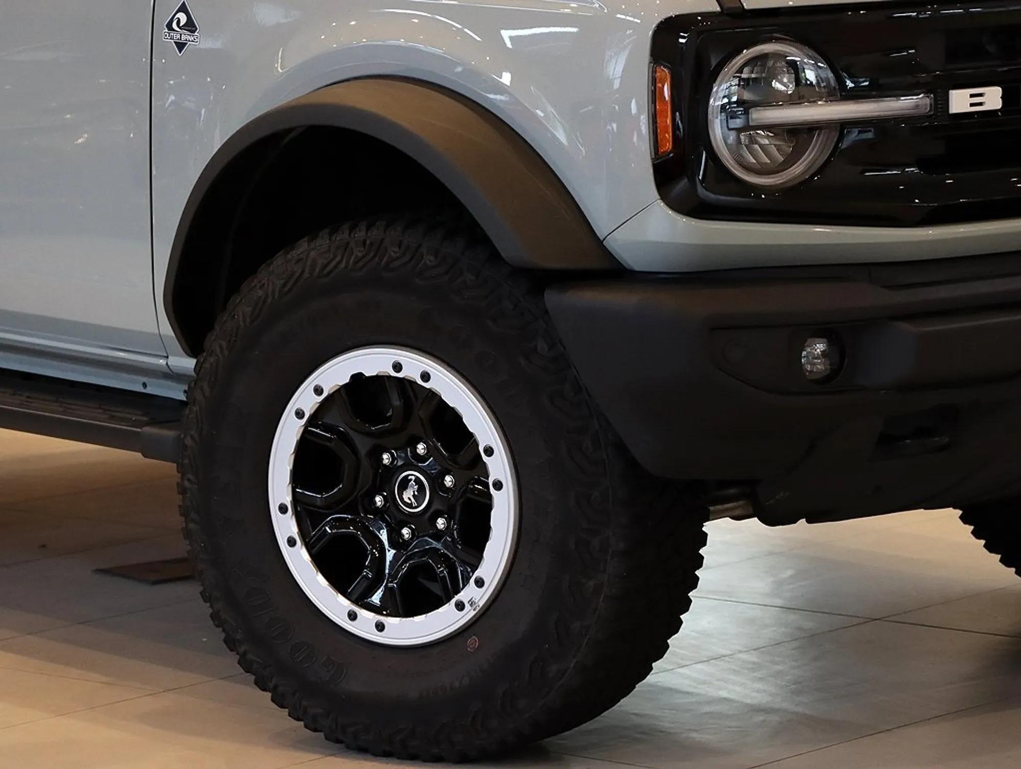 2022 Ford Bronco Outer Banks
