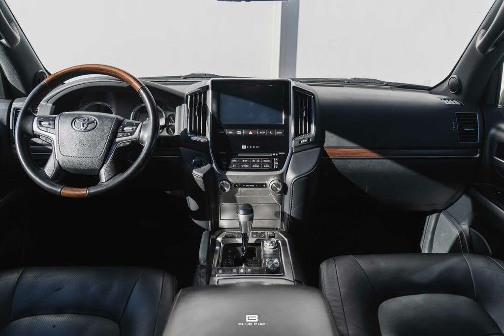 2020 Toyota Land Cruiser Heritage Edition