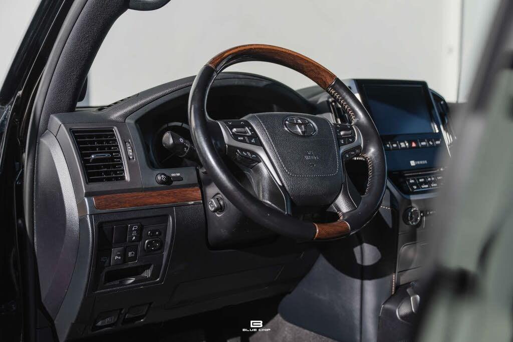 2020 Toyota Land Cruiser Heritage Edition