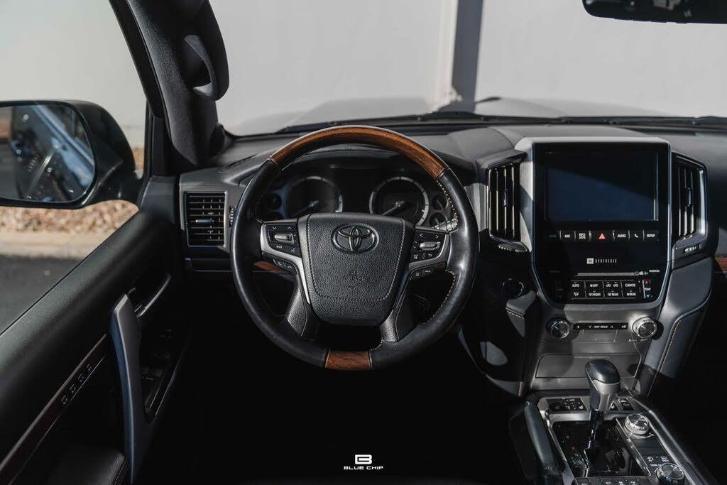 2020 Toyota Land Cruiser Heritage Edition