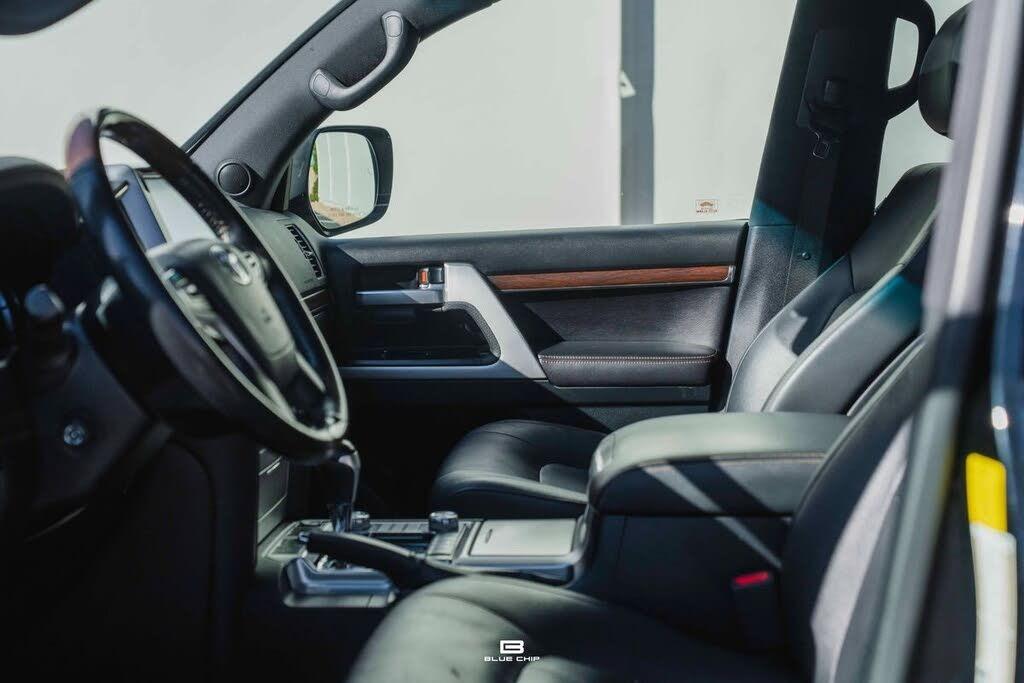 2020 Toyota Land Cruiser Heritage Edition