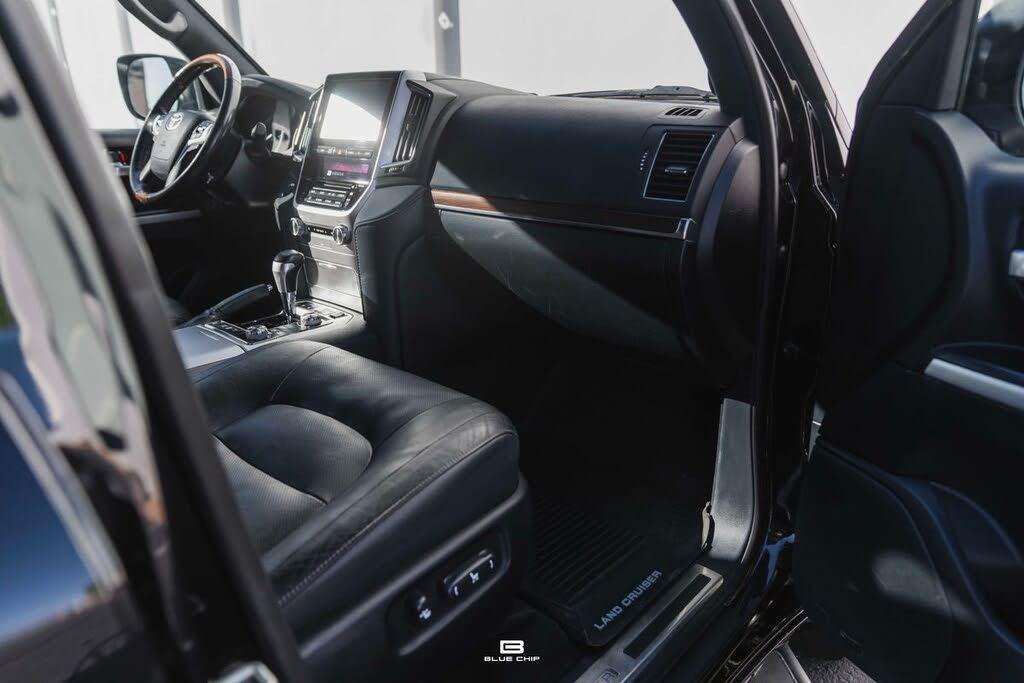 2020 Toyota Land Cruiser Heritage Edition