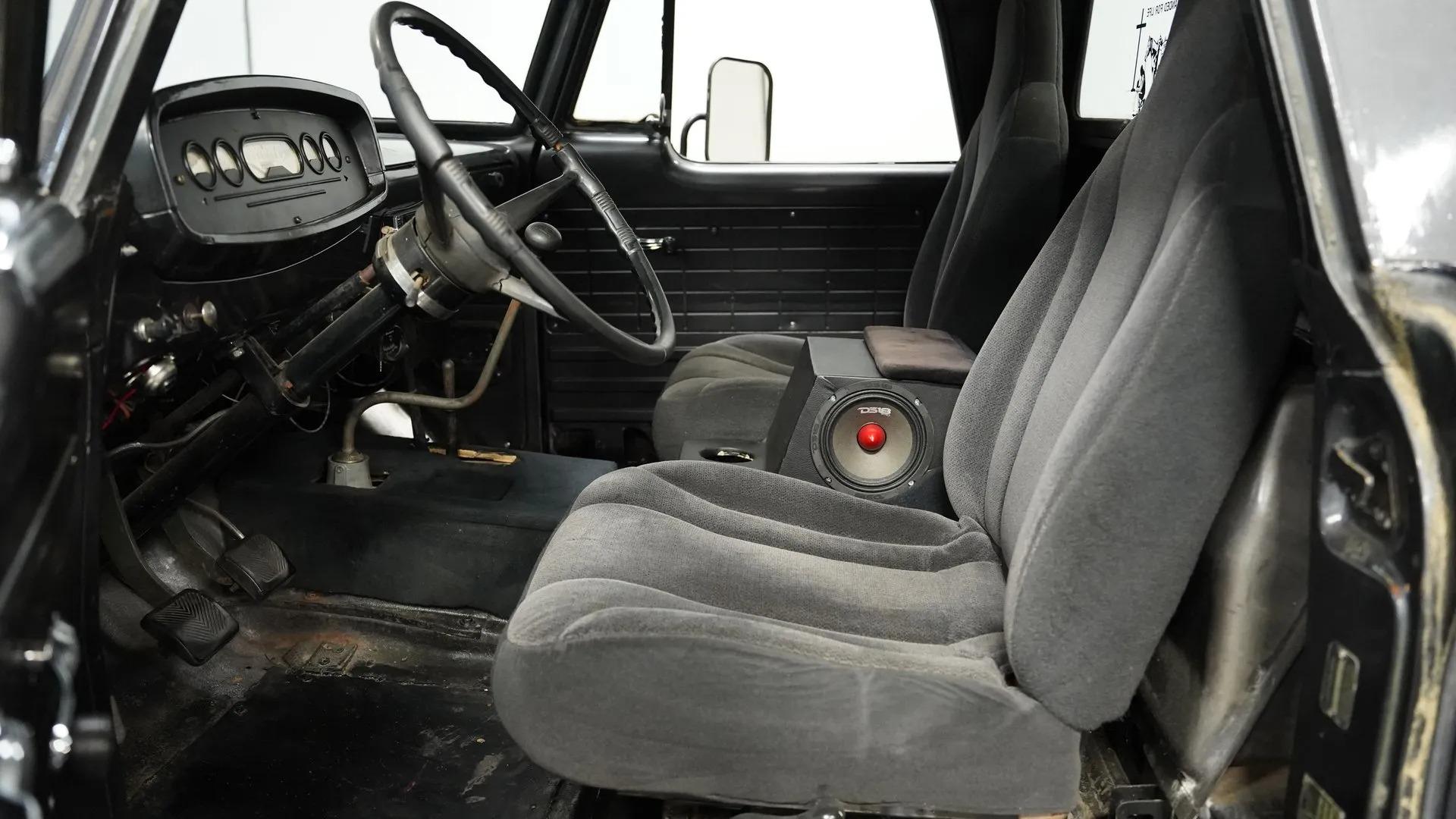 1965 Dodge W100  Power Wagon