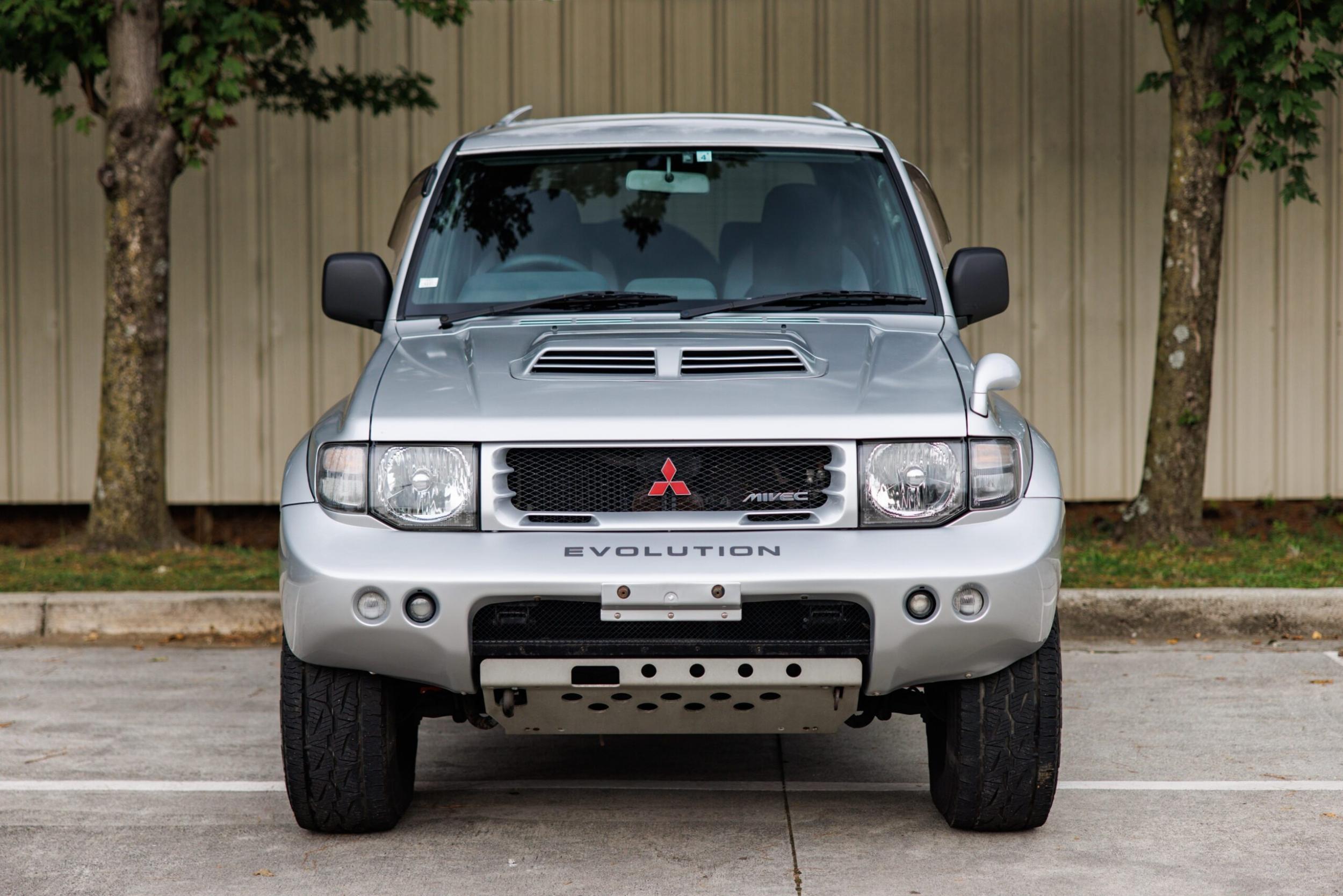 1998 Mitsubishi Pajero Evolution - 2