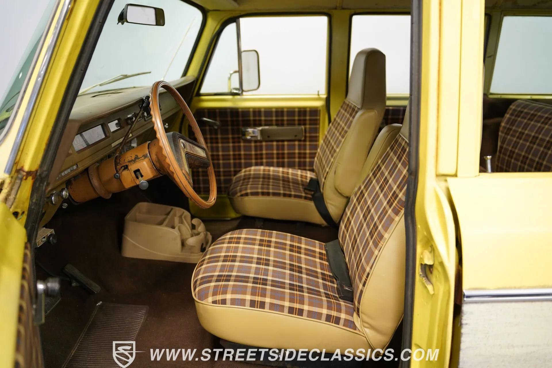 1974 International Harvester Travelall