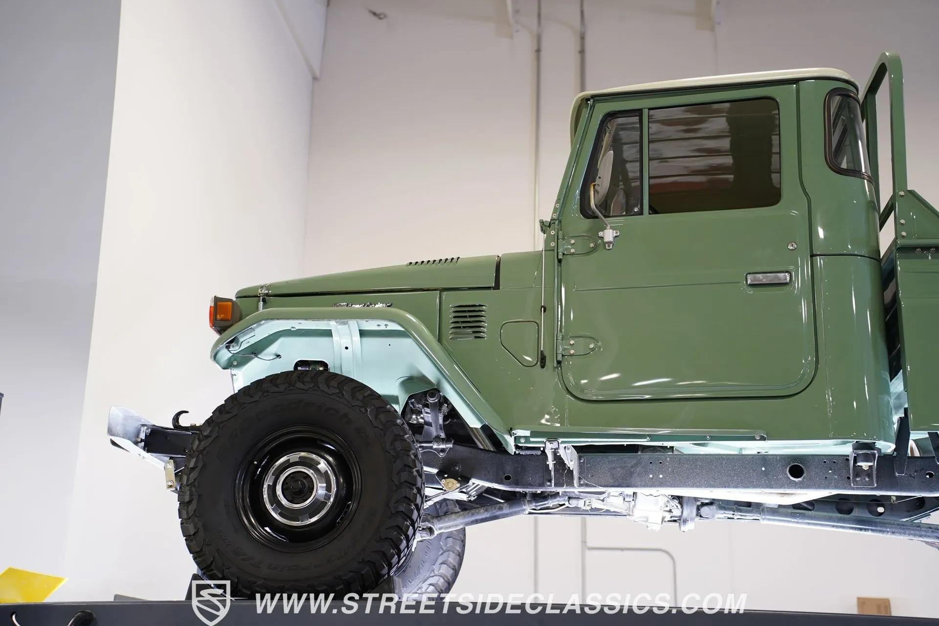 1978 Toyota Land Cruiser HJ45 Pickup