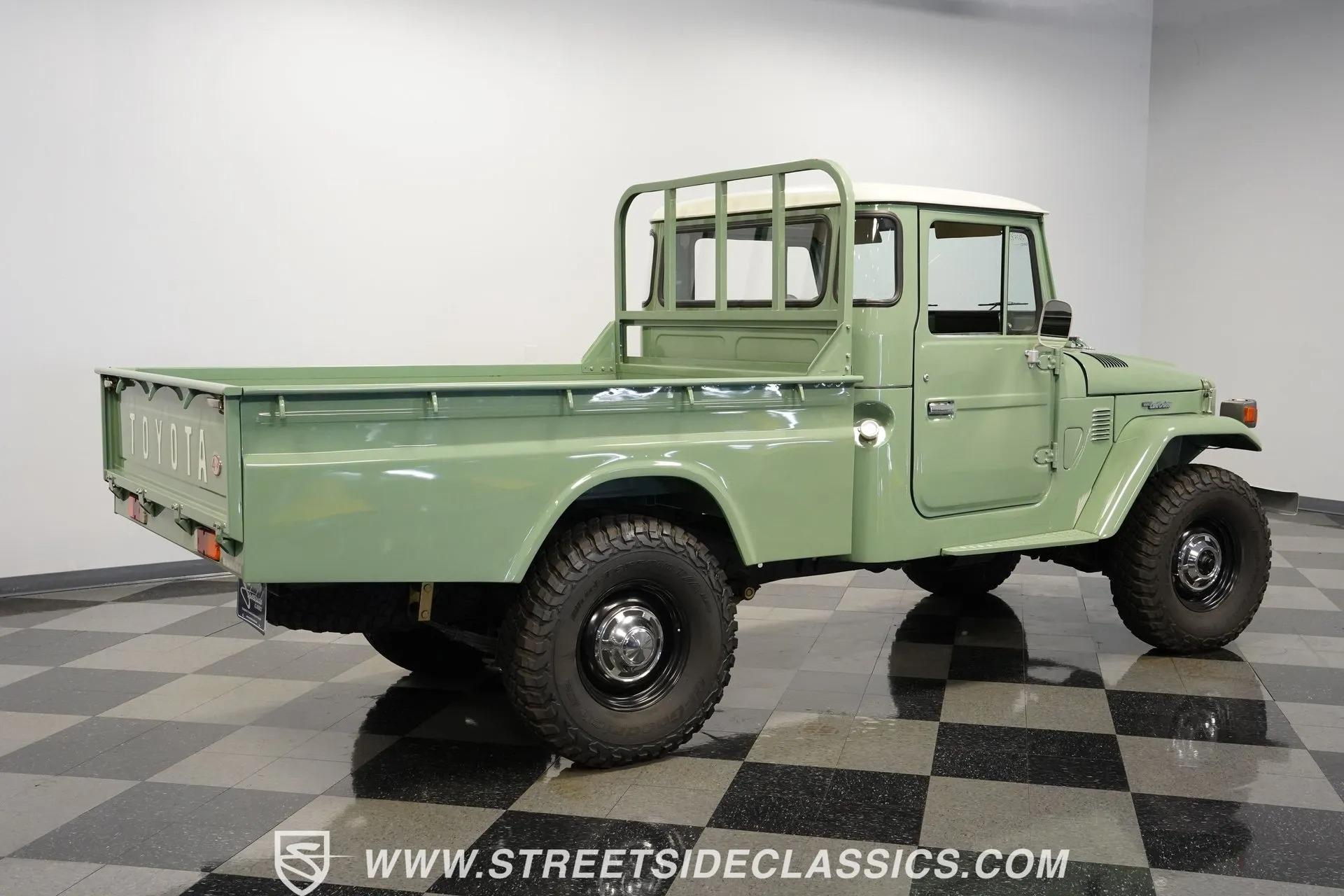 1978 Toyota Land Cruiser HJ45 Pickup