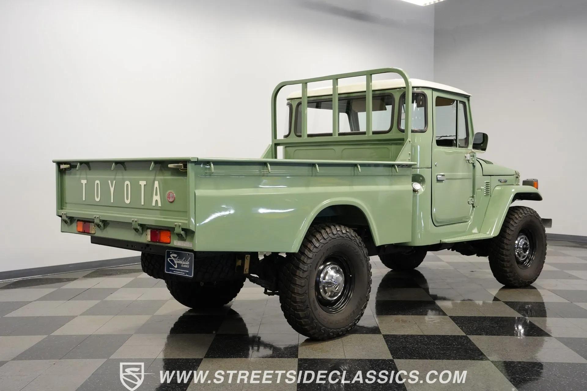 1978 Toyota Land Cruiser HJ45 Pickup