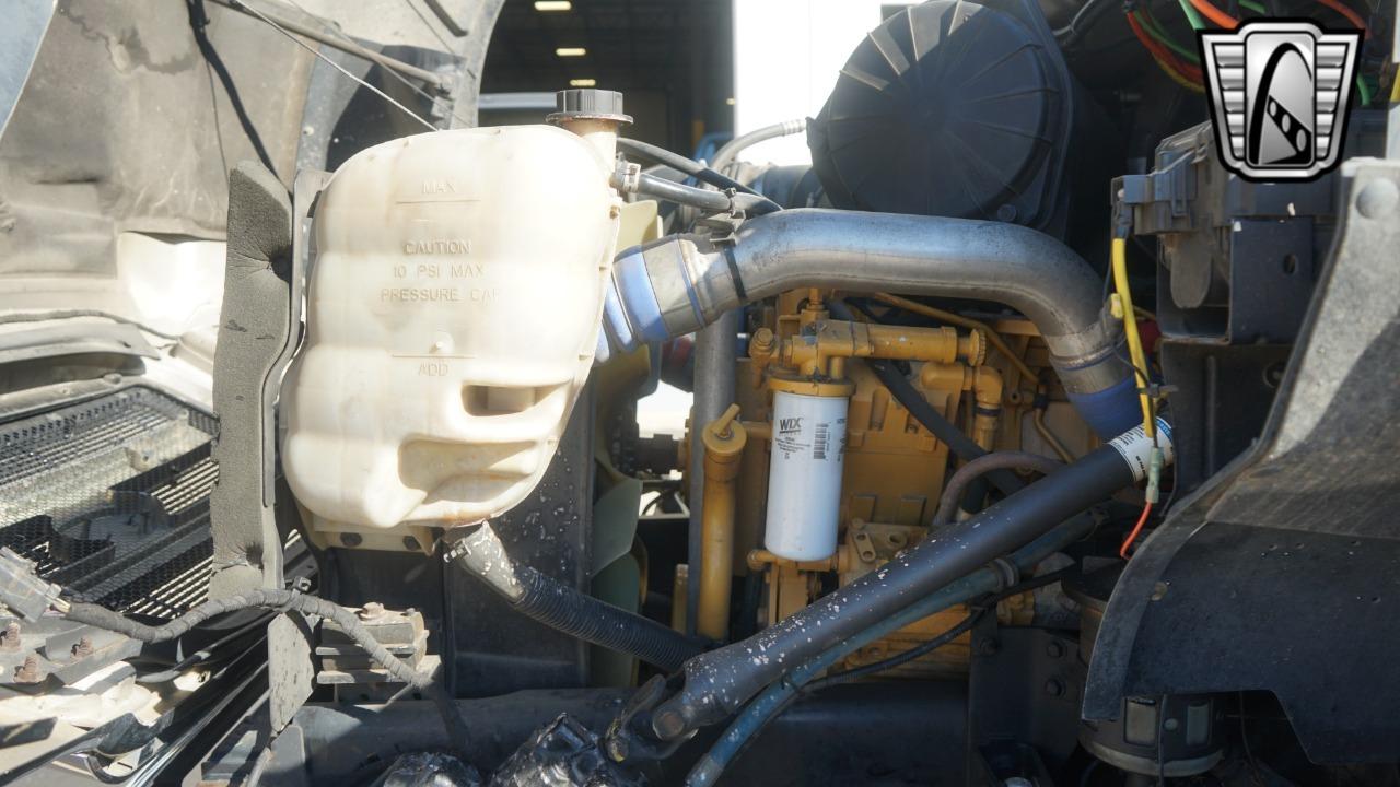 2006 Ford F-650