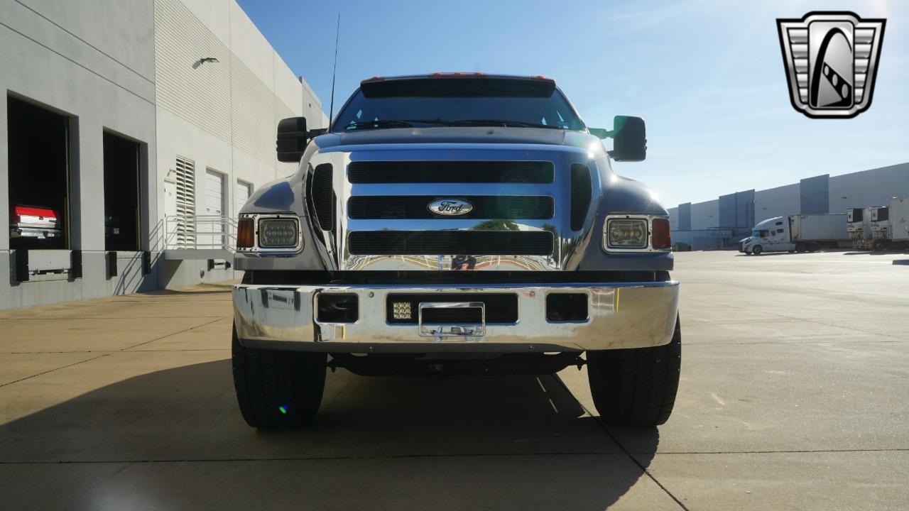 2006 Ford F-650