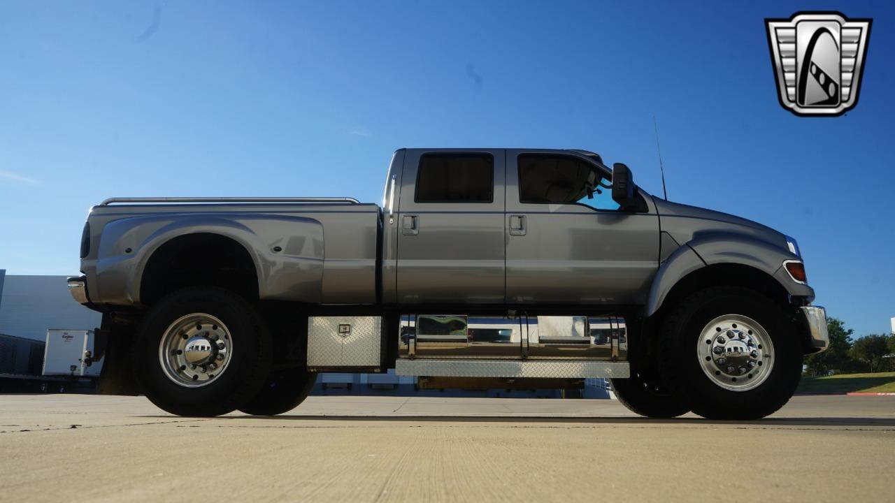 2006 Ford F-650