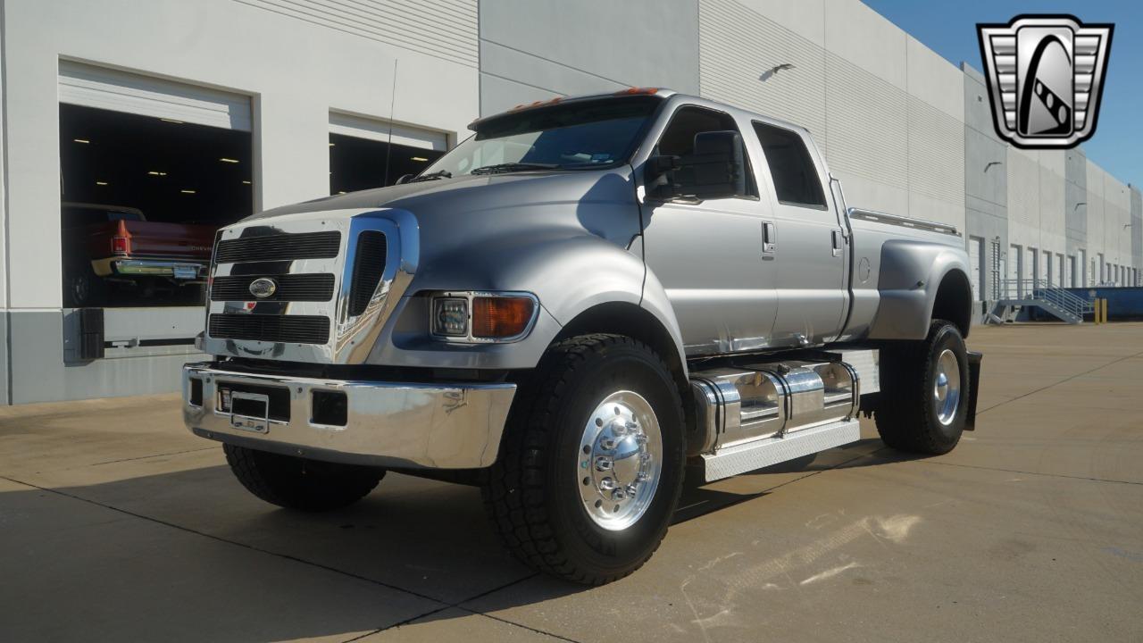  Ford F-650