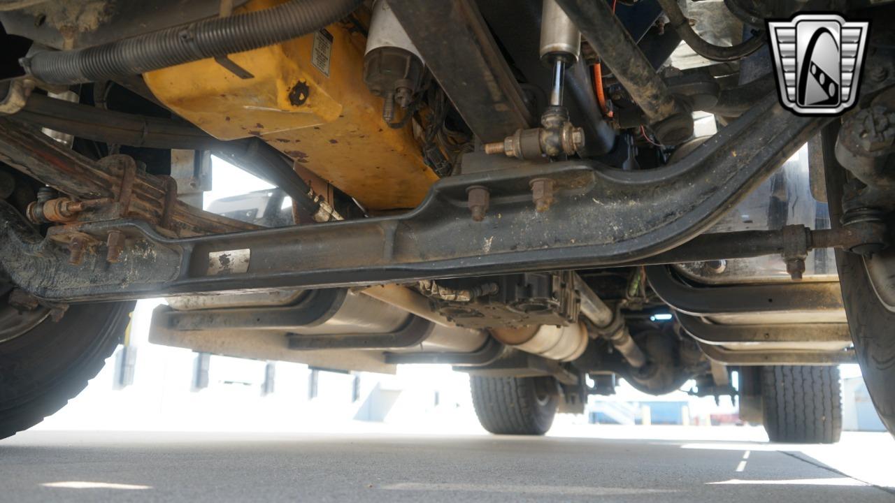 2006 Ford F-650