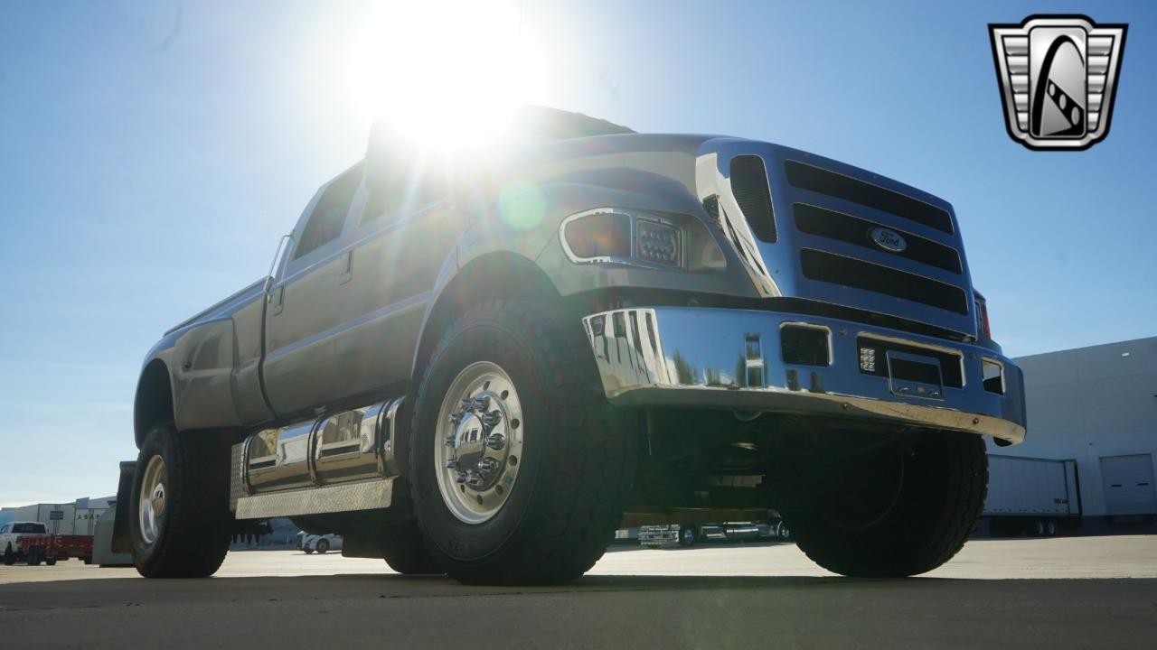 2006 Ford F-650