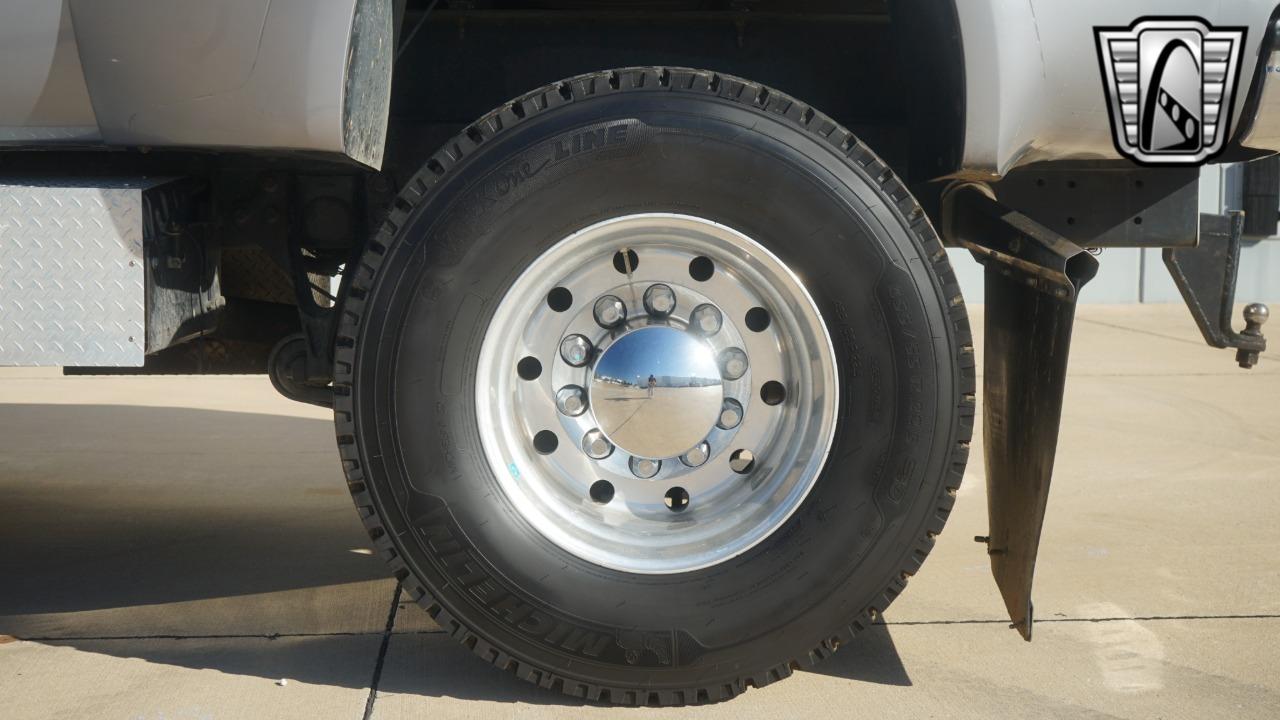 2006 Ford F-650