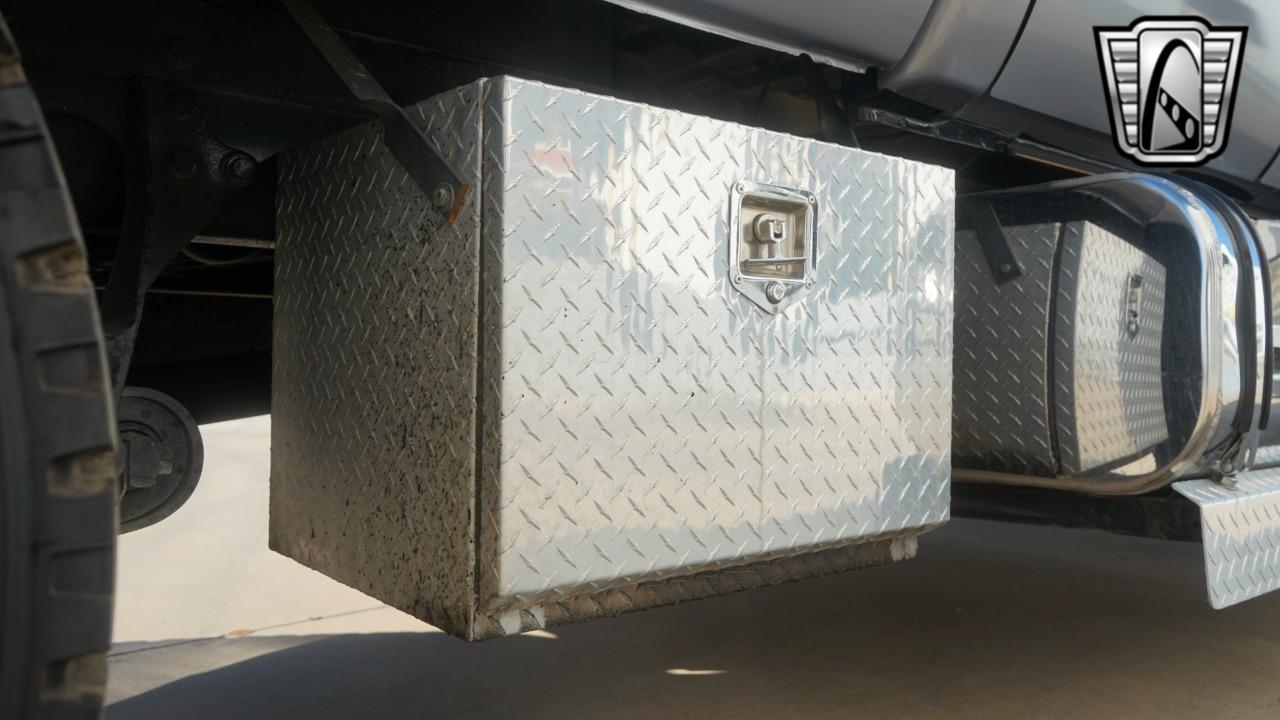 2006 Ford F-650