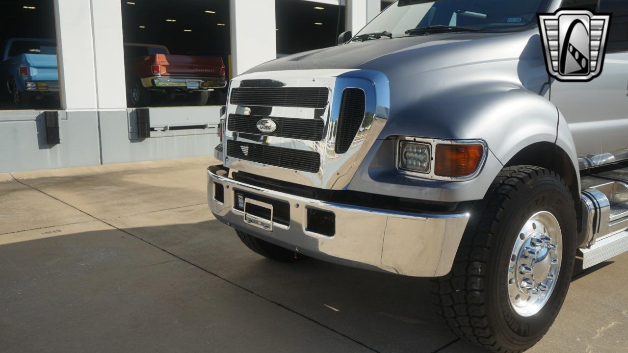 2006 Ford F-650
