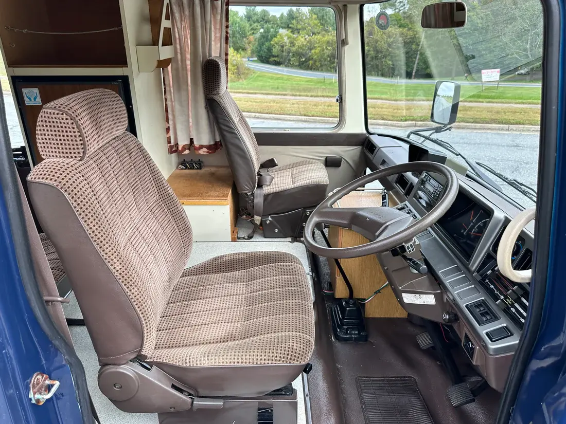 1992 Toyota Coaster Deluxe Camper