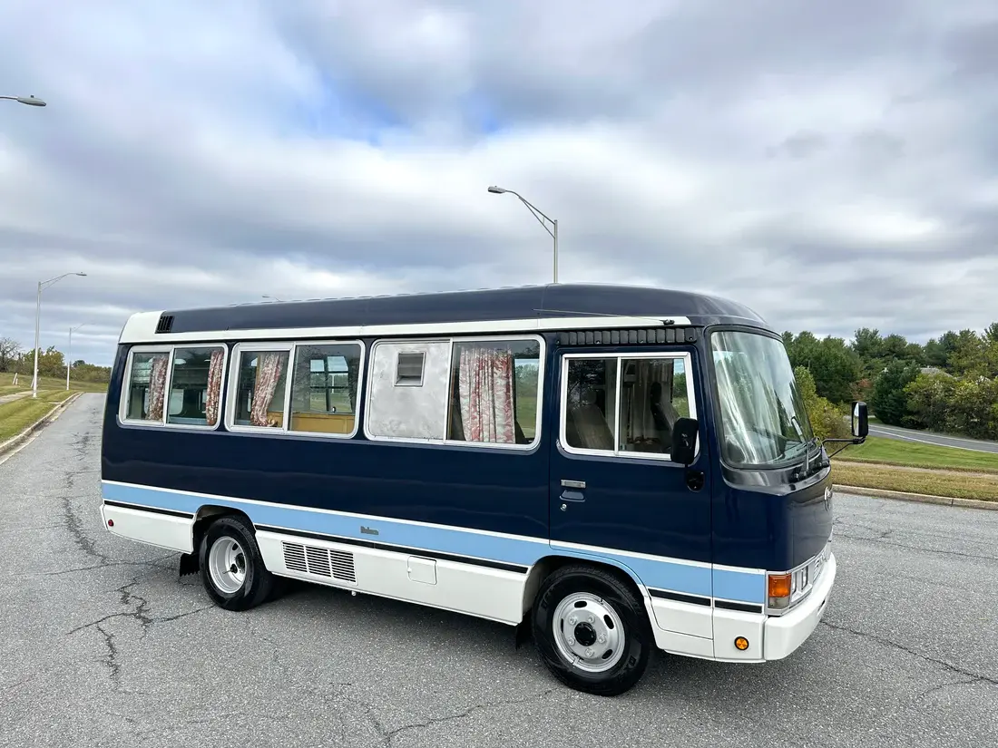 1992 Toyota Coaster Deluxe Camper