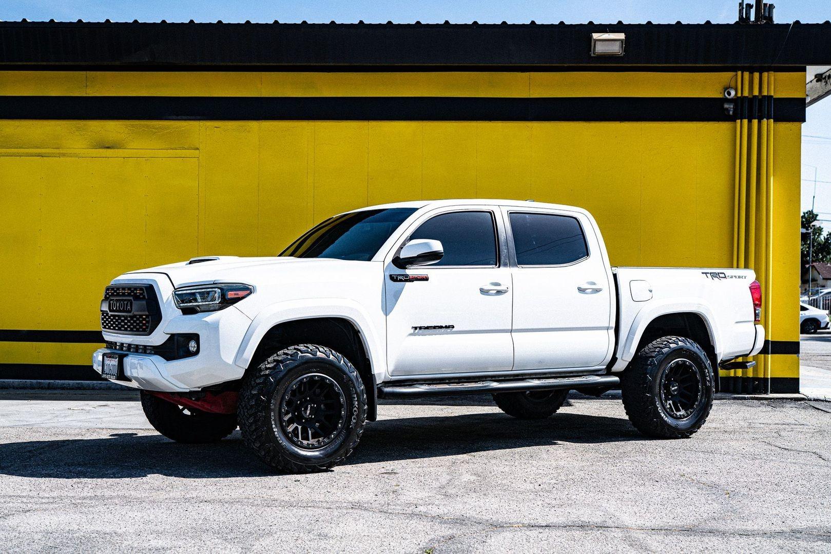  Toyota Tacoma