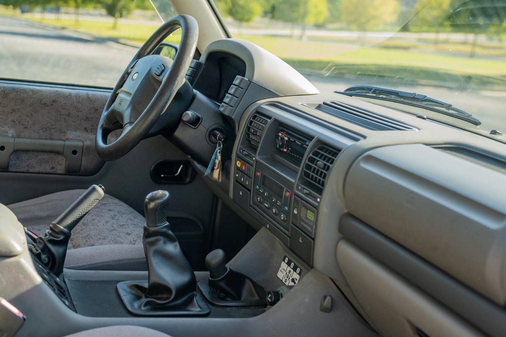 2000 Land Rover Discovery II