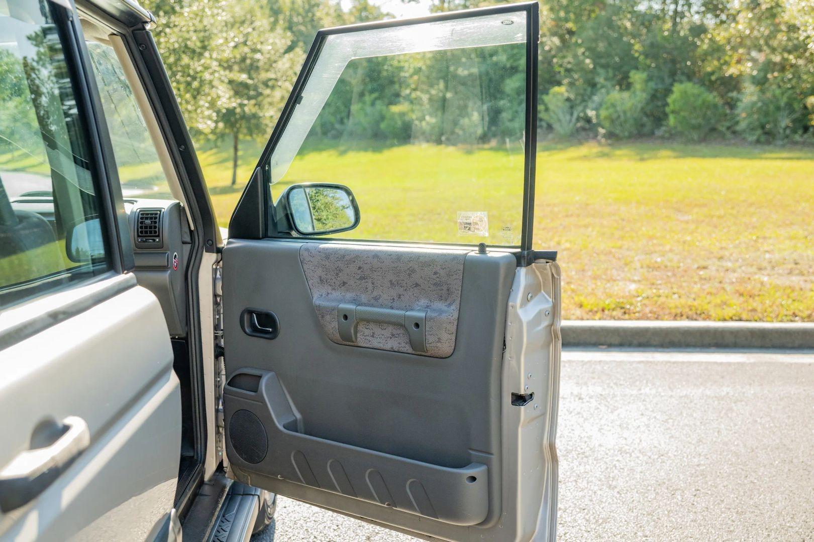 2000 Land Rover Discovery II