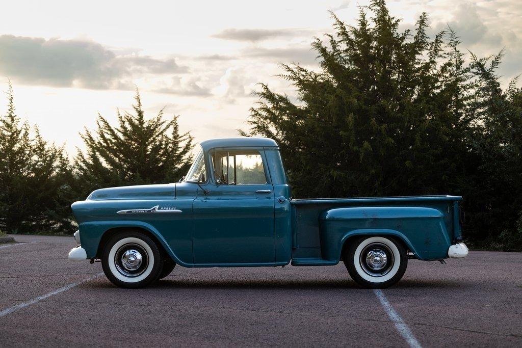 1958 Chevrolet 3100 Apache