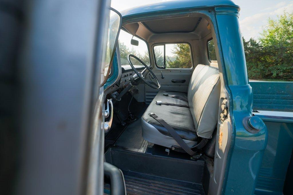 1958 Chevrolet 3100 Apache