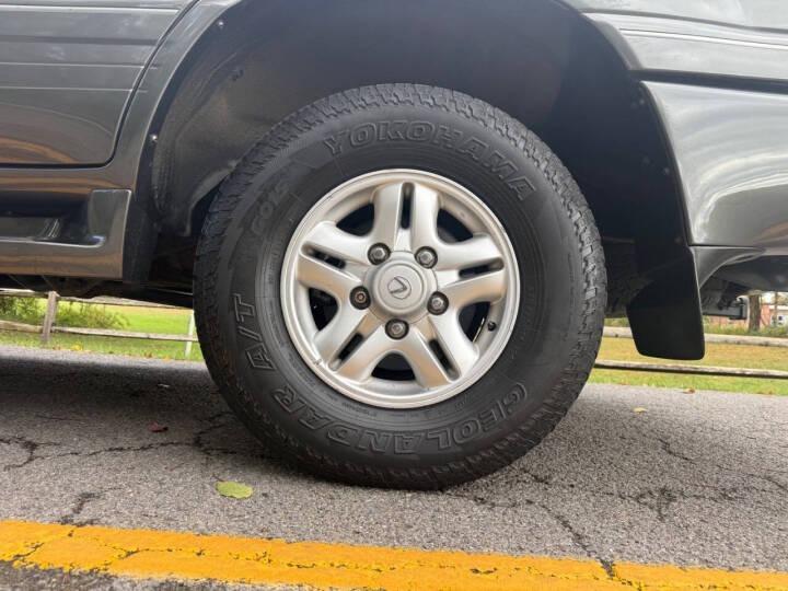 2000 Lexus LX 470