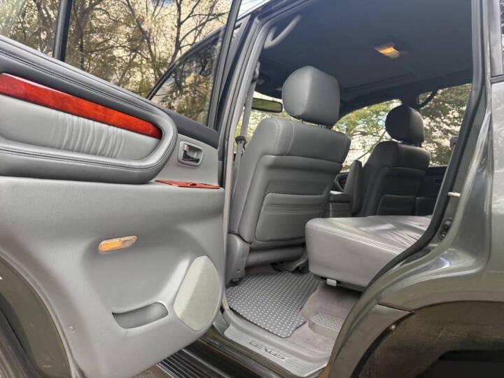 2000 Lexus LX 470