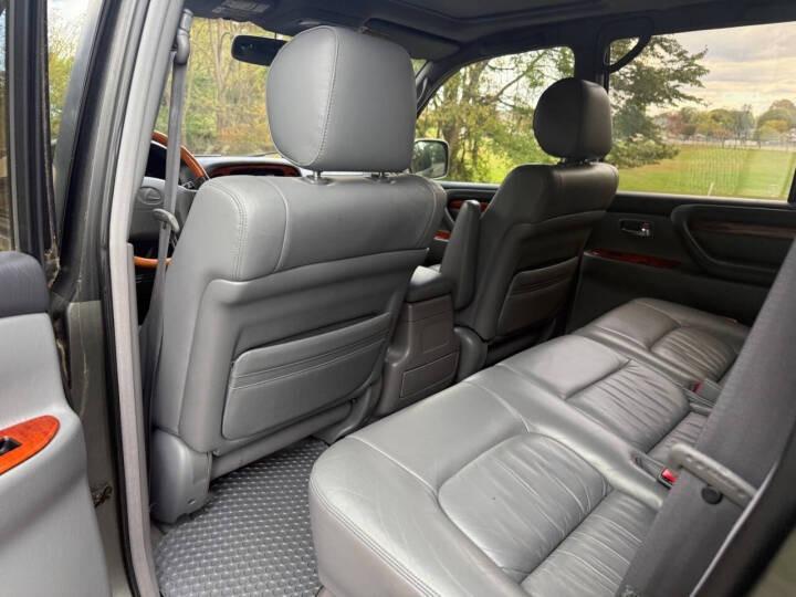 2000 Lexus LX 470