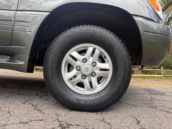 2000 Lexus LX 470