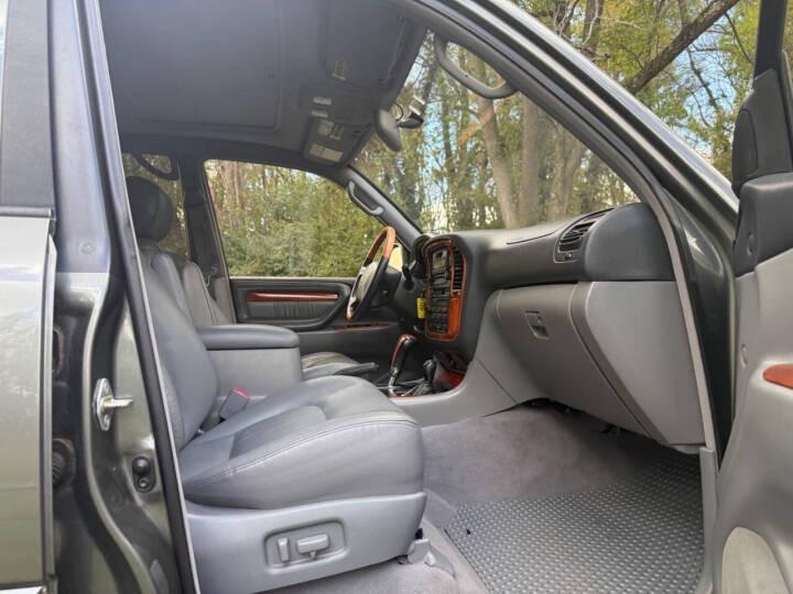 2000 Lexus LX 470