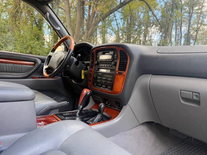 2000 Lexus LX 470