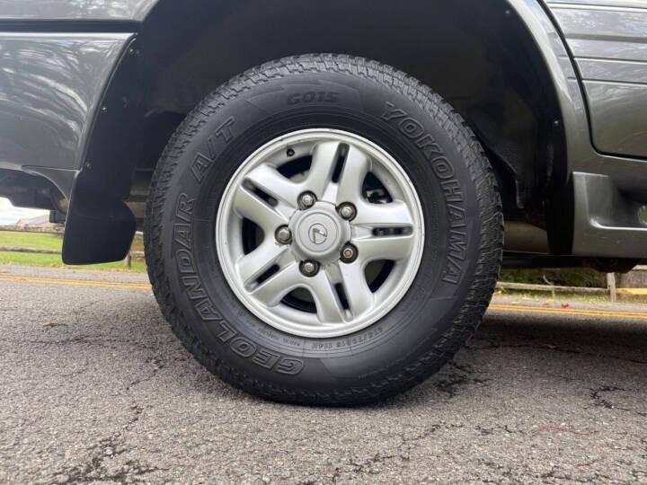 2000 Lexus LX 470