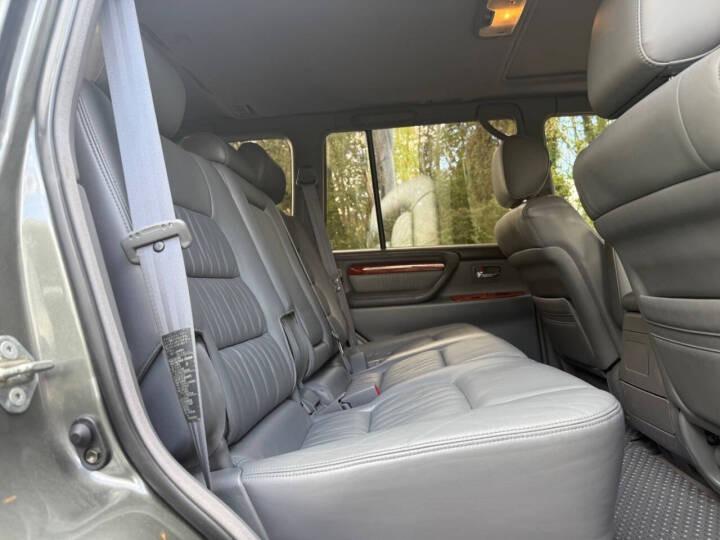 2000 Lexus LX 470